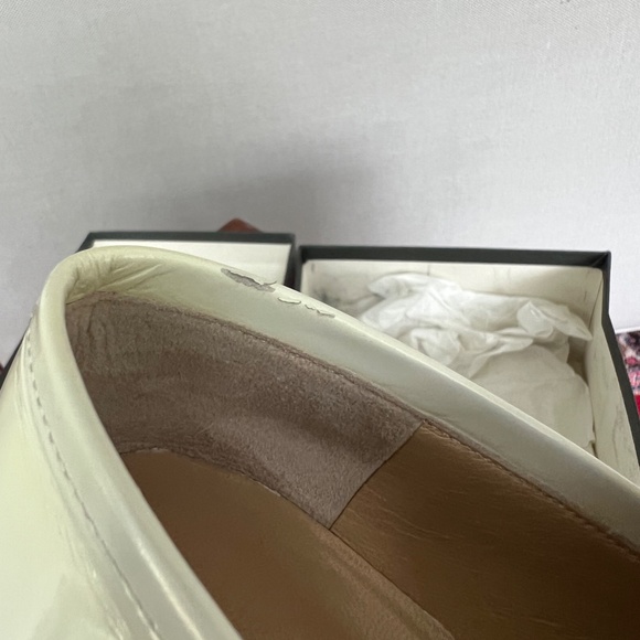 Gucci white leather loafers with silver accent - Picture 6 of 6